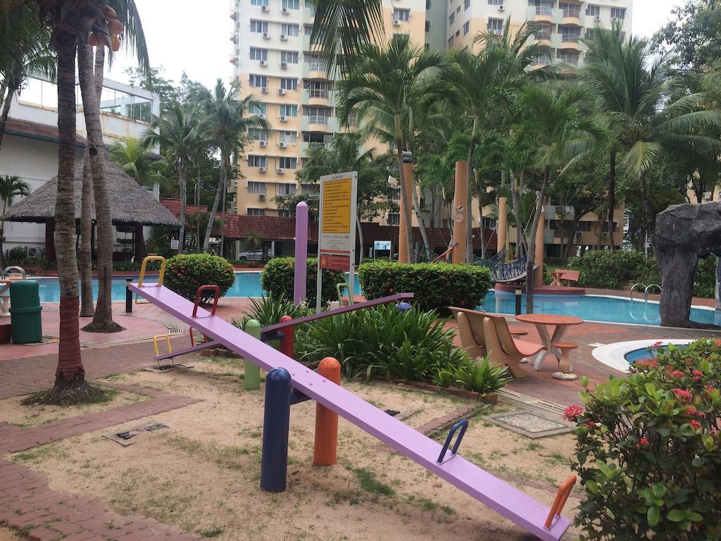 Lovage Stay Melaka Exterior foto